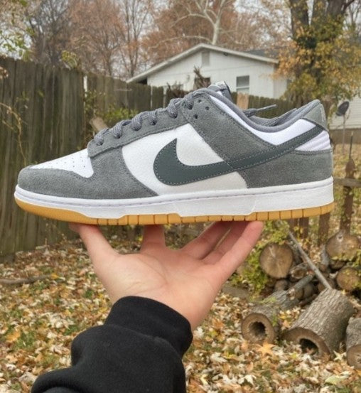 Nike SB Dunk Low Grey Gum