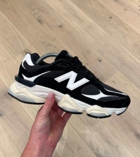 # New_Balance 9060 BlackWhite