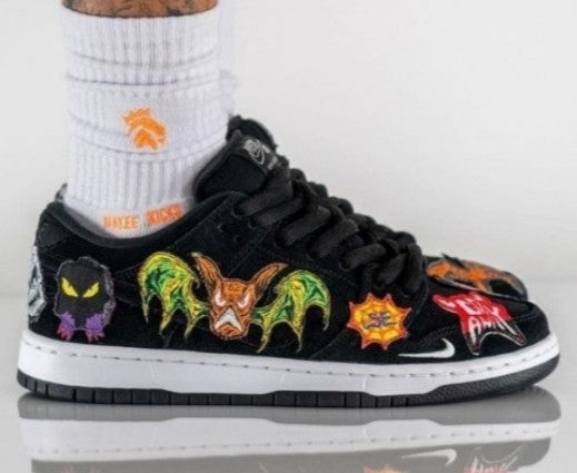 NIKE SB Dunk Low Neck Face