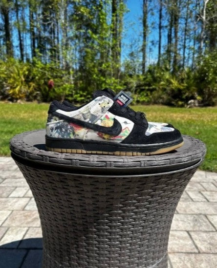 Nike SB Dunk Low x Supreme Rammellzee
