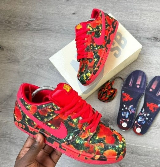 Nike SB Dunk Low "The Wizard of Oz Poppy Field"