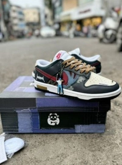 Nike SB Dunk Low Pandaprank