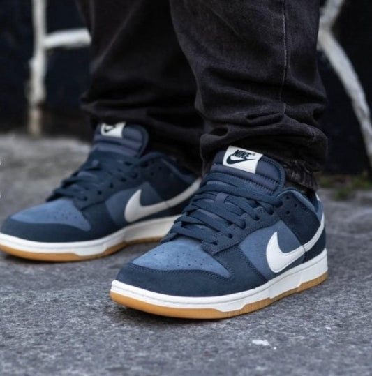 Nike SB Dunk Low Premium “Monsoon Blue”