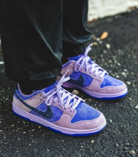 Nike SB Dunk Low "Hydrangeas"