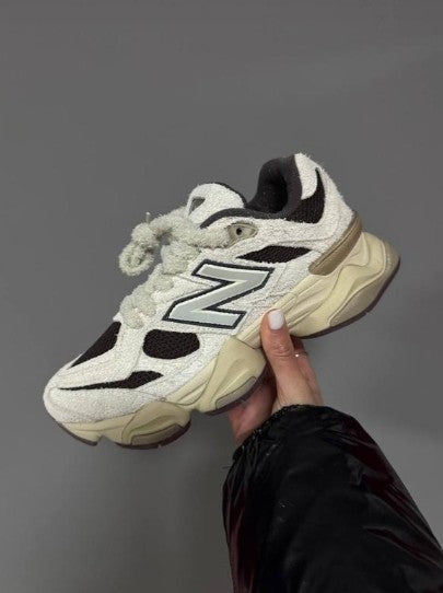 New Balance 9060 Beige Brown