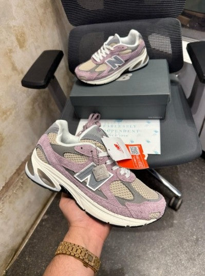 # New_Balance 2010 Suede Light Pink