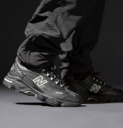 # New_Balance M1000 Black