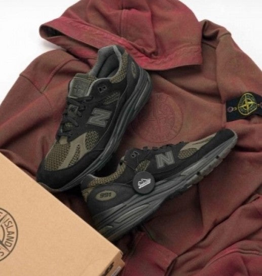 # New_Balance x Stone Island