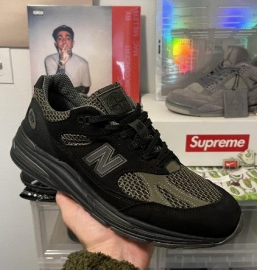 # New_Balance x Stone Island